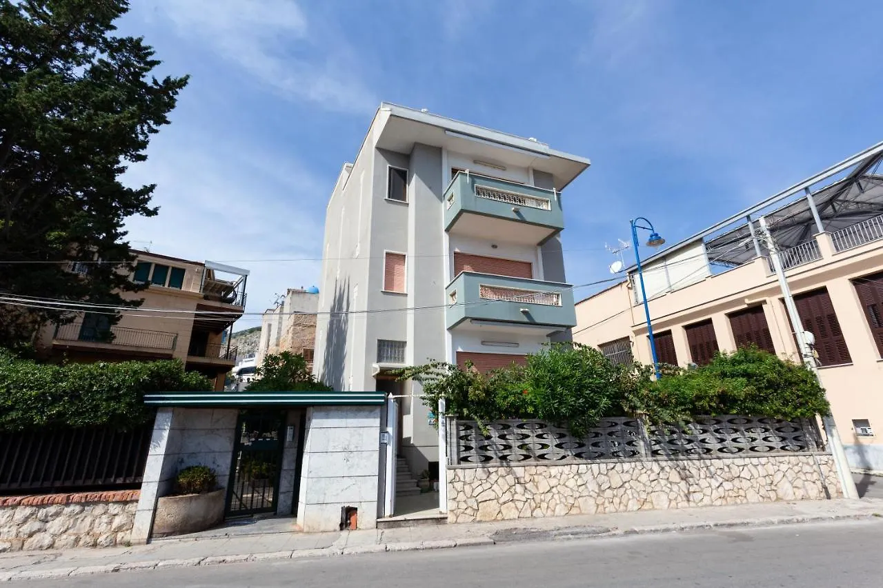 Mondello Wonderful Seaview Apartment X6 Italië