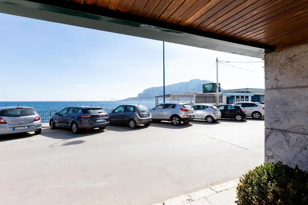 Mondello Wonderful Seaview Apartment X6